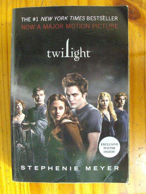 STEPHENIE MEYER - TWILIGHT