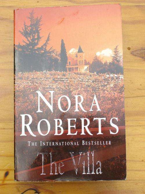 NORA ROBERTS - THE VILLA