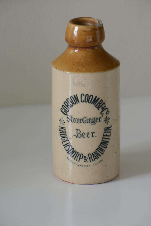 GORDON & COOMBE
