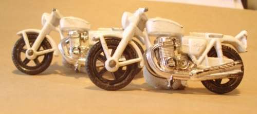 MATCHBOX SUPER KINGS  / LESNEY MOTORCYCLE TRAILER WITH 2 MOTORCYCLES