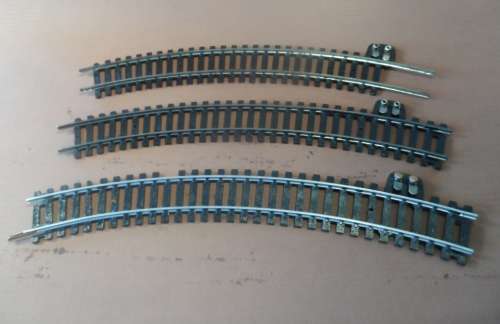 LIMA  HO  3 X N3030 CURVES WITH POWER CLIPS