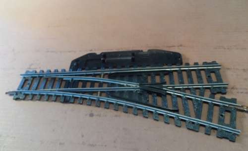 LIMA  HO RAILROAD TRACKS  1 X R H TURNOUT POINT