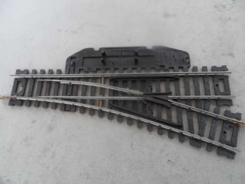 LIMA  HO RAILROAD TRACKS  1 X R H TURNOUT POINT