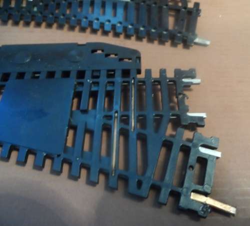 LIMA RAILROAD TRACKS  HO  2 X LEFT HAND TURNOUT POINTS N/3051