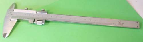 VERNIER CALIPER - MITUTOYO 180mm VERNIER GAUGE