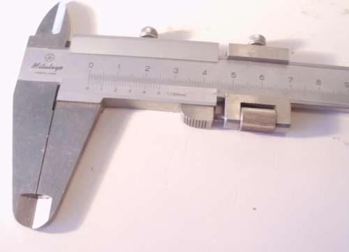 VERNIER CALIPER - MITUTOYO 180mm VERNIER GAUGE