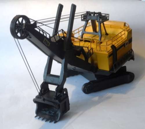 P & H 2800 ELECTRIC MINING ROPE SHOVEL CONRAD HO DIE CAST  1:87 MODEL  / YELLOW