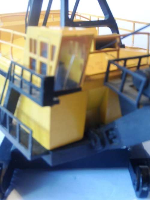 P & H 2800 ELECTRIC MINING ROPE SHOVEL CONRAD HO DIE CAST  1:87 MODEL  / YELLOW
