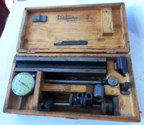 VINTAGE BROWN & SHARPE DIAL INDICATOR & LATHE BED SLIDE