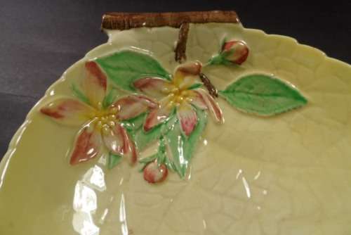 CARLTONWARE LEAF DISH AUSTRALIAN DESIGN