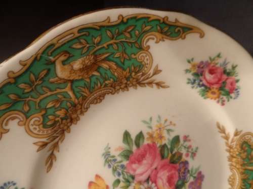 FOLEY VINTAGE FINE BONE CHINA CAKE / SIDE PLATE  " MONTROSE "