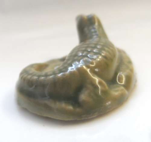 WADE WHIMSIE MINIATURE SOLID PORCELAIN FIGURE  " CROCODILE
