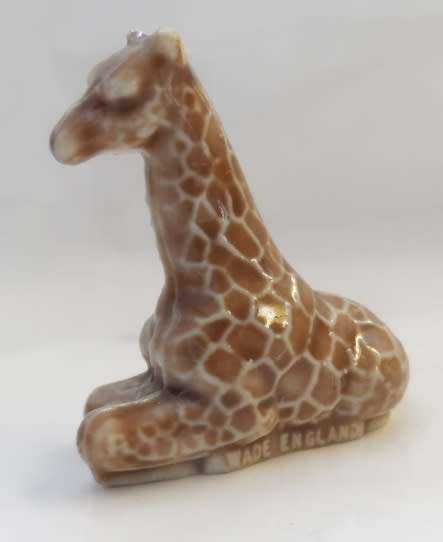 WHIMSIE  MINIATURE SOLID PORCELAIN FIGURE " YOUNG GIRAFFE