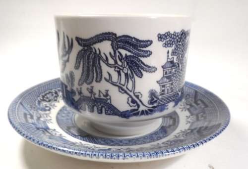 CHURCHILL ENGLAND FINE BONE CHINA TEA DUOS  COBALT  BLUE ON WHITE DESIGN