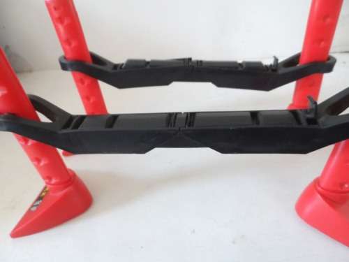 SCX    3 ADJUSTABLE HEIGHT  & WIDTH RACE TRACK ELEVATORS