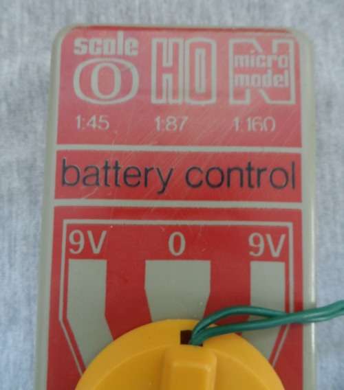 LIMA ITALY : BATTERY CONTROL  POWER PACK 9 V. model 012/A :