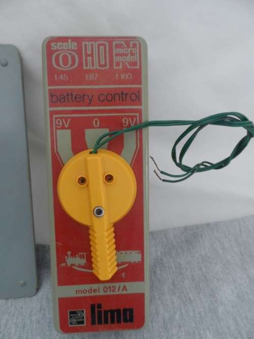 LIMA ITALY : BATTERY CONTROL  POWER PACK 9 V. model 012/A :