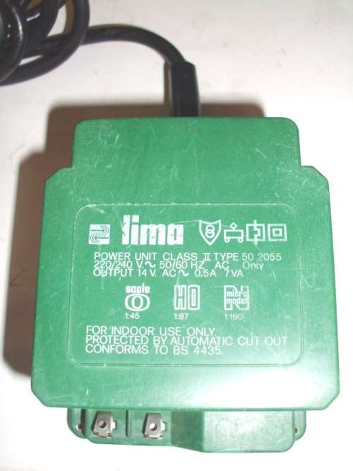 VINTAGE LIMA RAILWAYS TRANSFORMER / POWER UNIT  -  GREEN , WITH BAKELITE PLUG