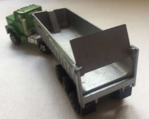 ERTL DIE CAST  METAL  22 WHEELER HORSE and GRAVEL DUMP TIPPING TRAILER