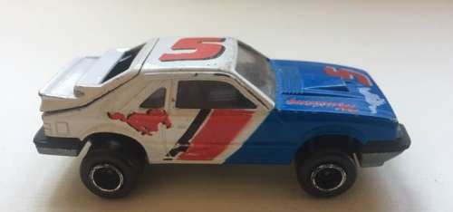MAJORETTE DIE CAST METAL 1:59 SCALE MODEL N0.220    MUSTANG S.V.O.
