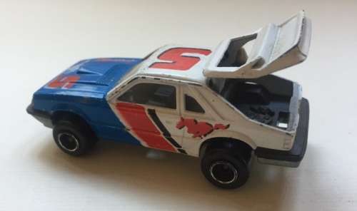 MAJORETTE DIE CAST METAL 1:59 SCALE MODEL N0.220    MUSTANG S.V.O.