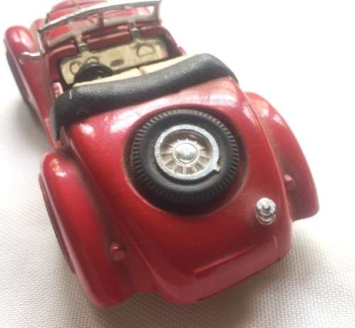 DIE  CAST MODEL 1936 BMW 328  2 DOOR ROADSTER  No 8874  1:43 SCALE