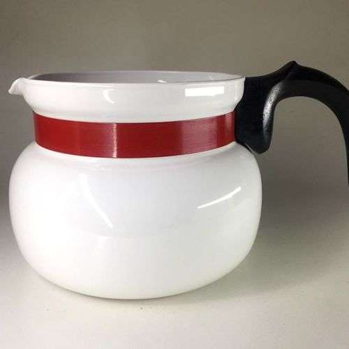 CORNINGWARE, EIGHT CUP, UNLIDDED, STOVE TOP, COFFEE POT  P168 N.Y.   U.S.A. MA.