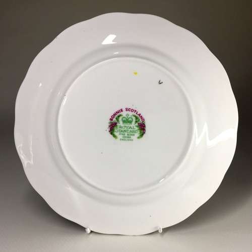 A SET OF FOUR ROYAL STANDARD FINE BONE CHINA TEA TRIOS  ` BONNIE SCOTLAND - MAC LEAN  `