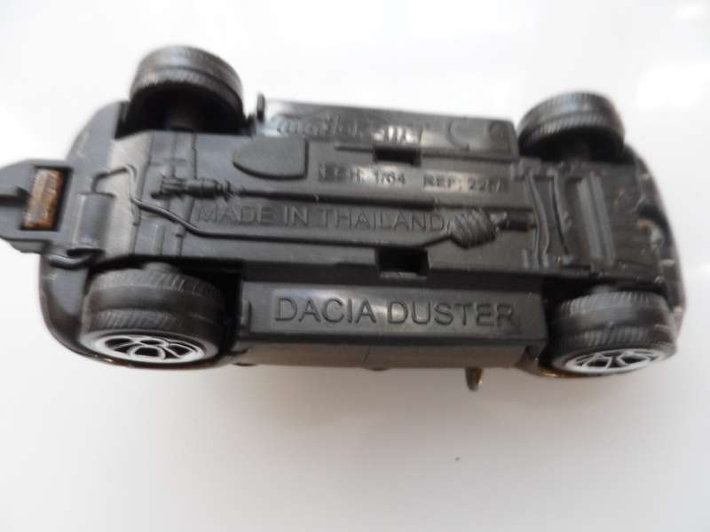 MAJORETTE  DACIA DUSTER Ref 225 A DIE CAST MODEL
