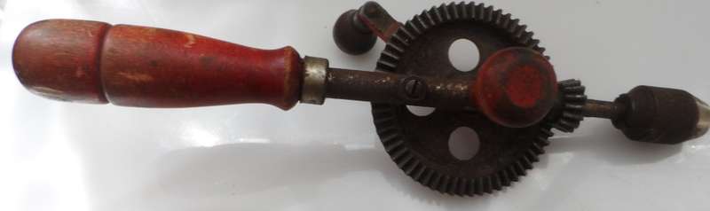 DRILL  / VINTAGE HAND BRACE