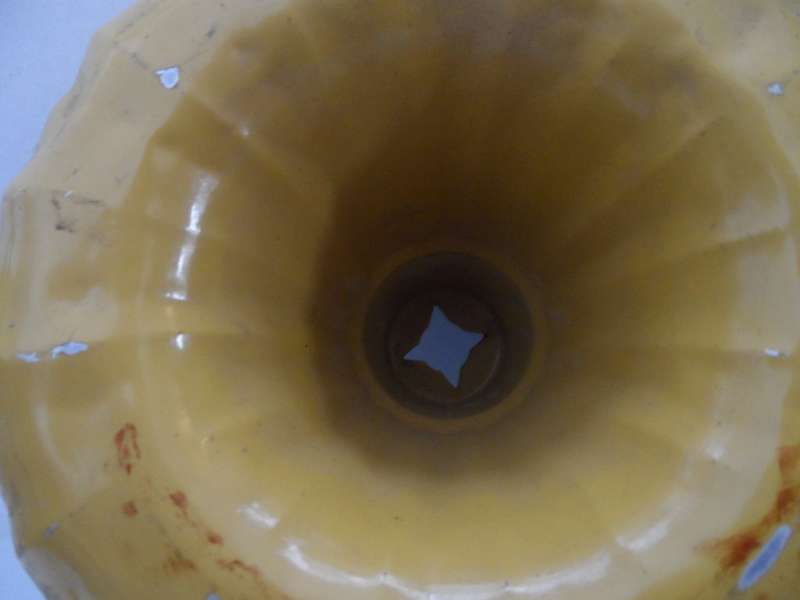 Dr OETKER   VINTAGE BUNDT PAN  / BAKING MOULD 24 cm diam