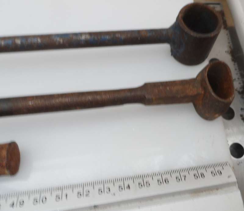 SOLID STEEL 60 cm / 24ins AUGER BITS & TOMMY BAR 1  x 5/8 ` , 1 x 3/8 `