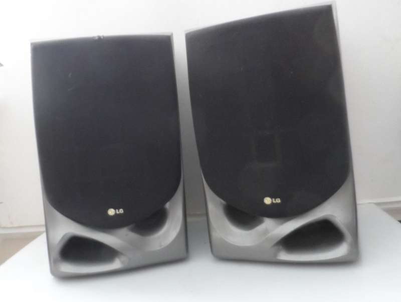 L G HI FI SPEAKERS