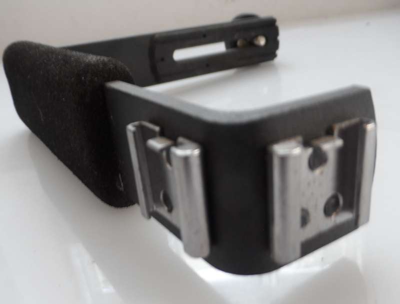 VINTAGE SLR CAMERA , HAND HELD FLASH MOUNT, & CABLE RELEASE  BRACKET    in very good condition