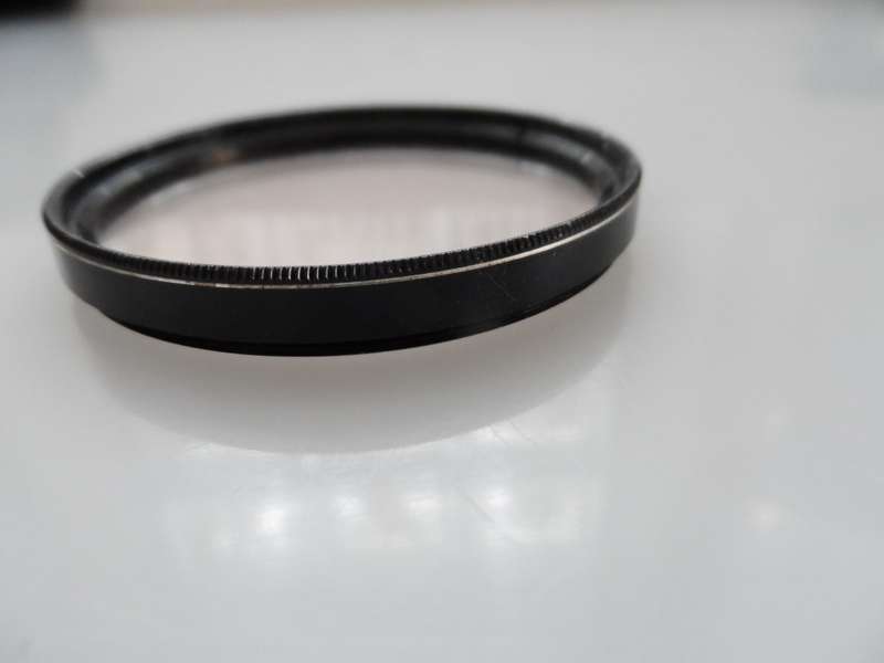 IZUMAR  1A 52 mm SCREW IN FILTER , NO CRACKS, OR SCRATCHES R25.00