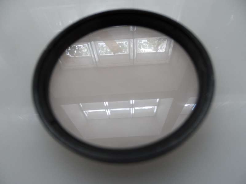 IZUMAR  1A 52 mm SCREW IN FILTER , NO CRACKS, OR SCRATCHES R25.00
