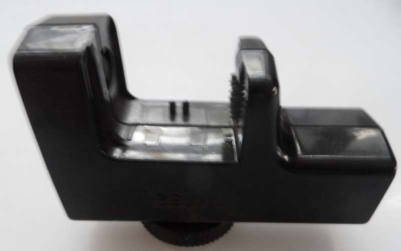 POLAROID 2326 SELF TIMER FOR ONE STEP BUTTON, INSTANT FILM CAMERA second hand ,in good conditionj