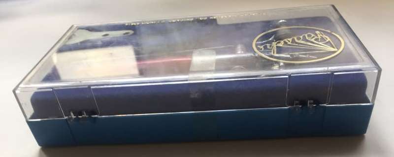 PAASCHE VINTAGE AIRBRUSH KIT IN ACRYLIC CASE