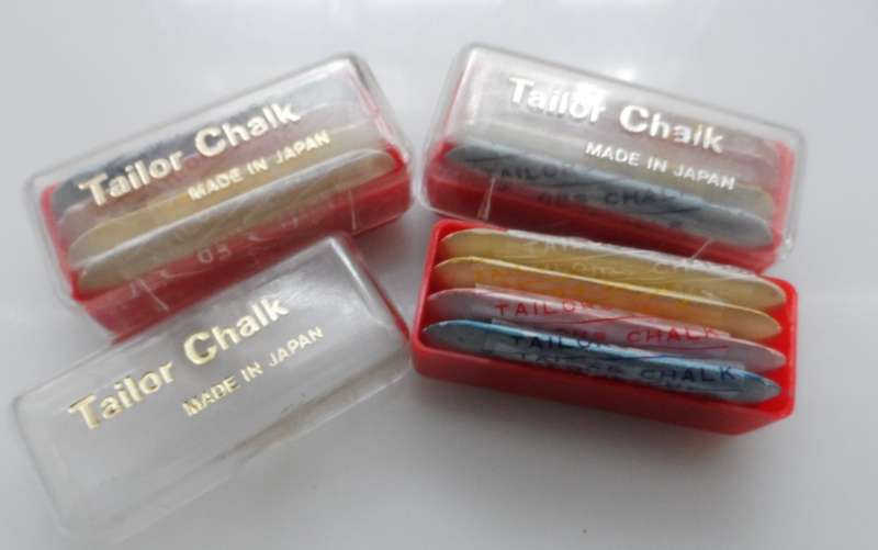 TAILOR,S  / DRESSMAKERS SEWING CHALK  3 acrylic cases , 4 different colours , R90.00 all 3