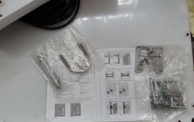 POYNTING A-XPOL-0006-10m DUAL POLARISED, HIGH GAIN , LTE ANTENNA  with 10 mtrs cable, & fittings NEW
