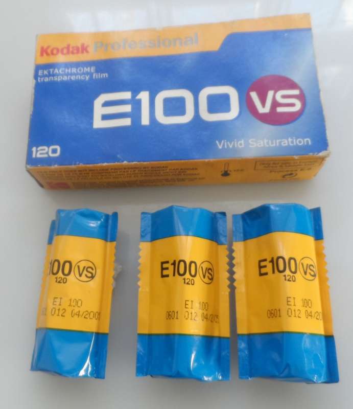 KODAK PROFESSIONAL EKTACHROME TRANPARENCY FILM E100 VS 120 , X 3,   EXPIRED 04/2005, BATCH 060  1012