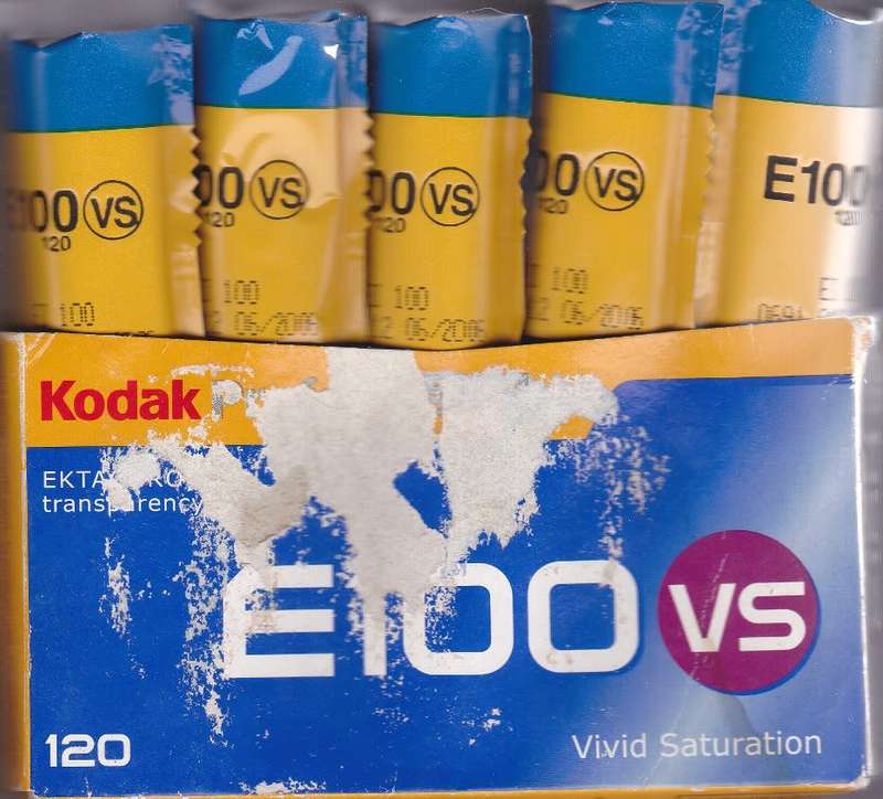 KODAK PROFESSIONAL EKTACHROME TRANPARENCY FILM E100 VS 120 , X5,   EXPIRED 06/2006, BATCH 069 1012