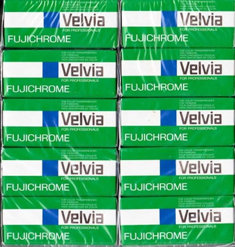 VELVIA FUJICHROME PROFESSIONAL,, RVP120, DAYLIGHT , BATCH  5432071 ,EXPIRED 1996- 11    ROLLS X 10