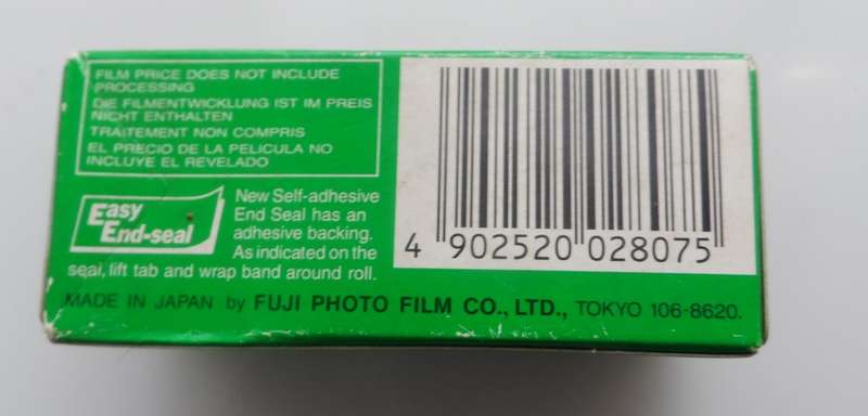 FUJICHROME PROFESSIONAL, VELVIA 100F, RVP 120, DAYLIGHT,BATCH 5952021,EXPIRED 2007-12, FILM ROLL X 1