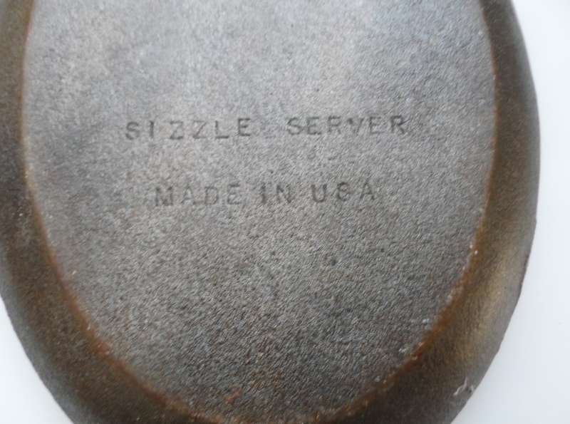 VINTAGE 50,s CAST IRON OVAL , SIZZLE SERVER SKILLET , U S A  STEAK, BACON n EGGS, MIXED GRILL, FISH
