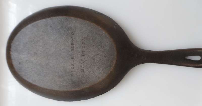 VINTAGE 50,s CAST IRON OVAL , SIZZLE SERVER SKILLET , U S A  STEAK, BACON n EGGS, MIXED GRILL, FISH
