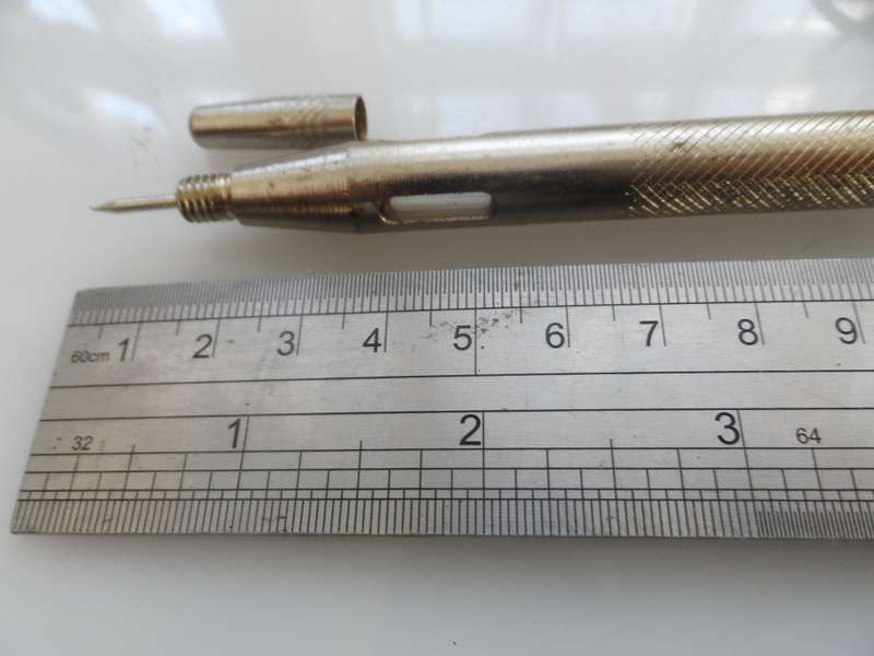 CAR CIRCUIT , VOLTAGE TESTER  6V, 12V, 24V  CABLE LENGTH 80 cm  (for cars,boats and motor bikes )