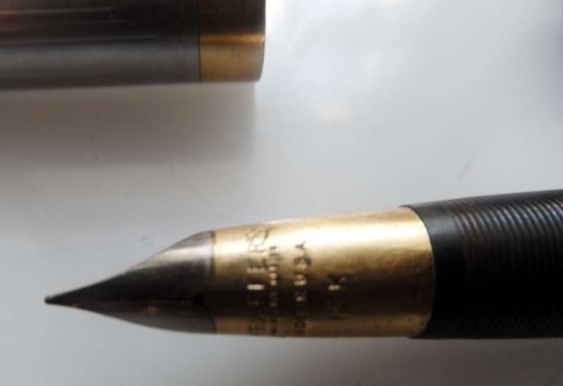 VINTAGE SHEAFFERS FOUNTAIN PEN 14kt nib