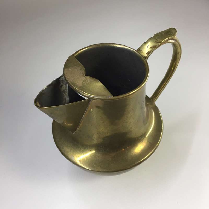 SOLID VINTAGE  1940,s  HEAVY BASED, BRASS, SAUCE JUG , Nestor  Birmingham , England  Harry J Pratt c
