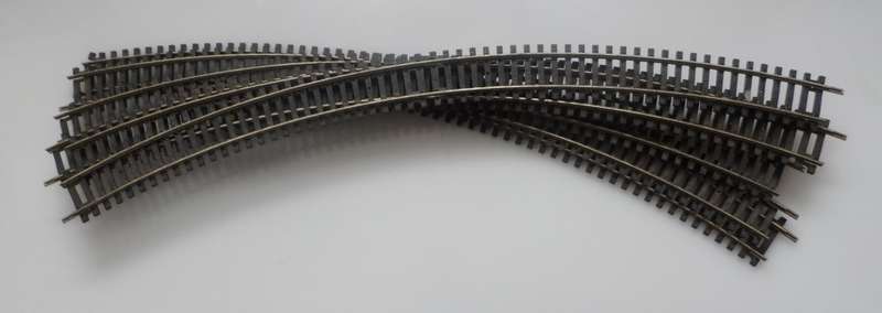 HO RAIL TRACKs , HORNBY, 6 X 360 mm / 15  ins , CURVES R609.